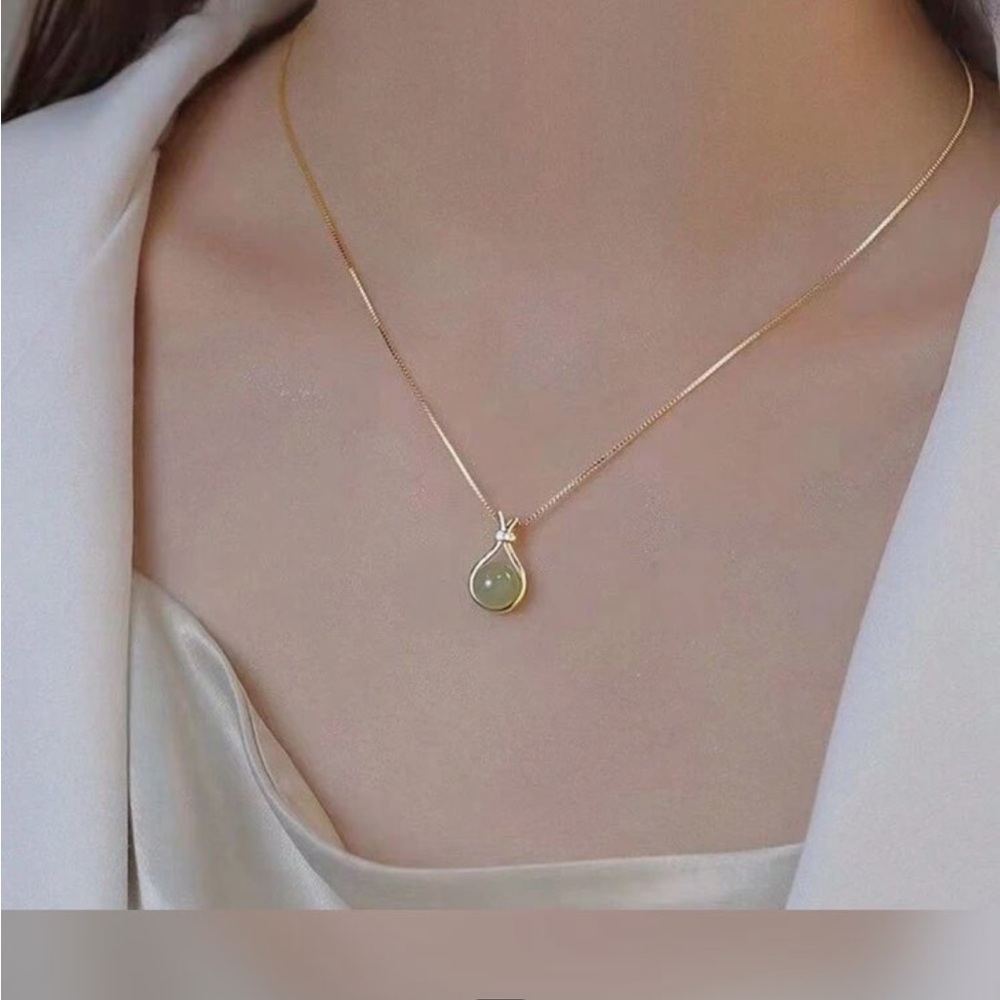 1pc New Arrival Lucky Bag Necklace With Niche Design, Women's Delicate Collarbon